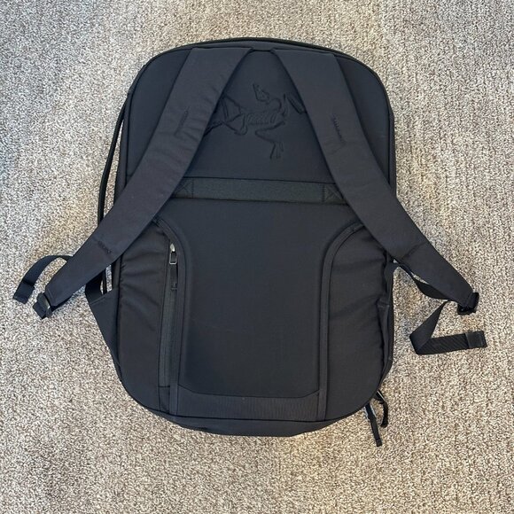 Arcteryx Blade 20 Backpack Laptop Bag - Picture 2 of 3